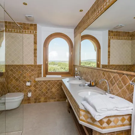 Mas De La Costa **** فندق 4*