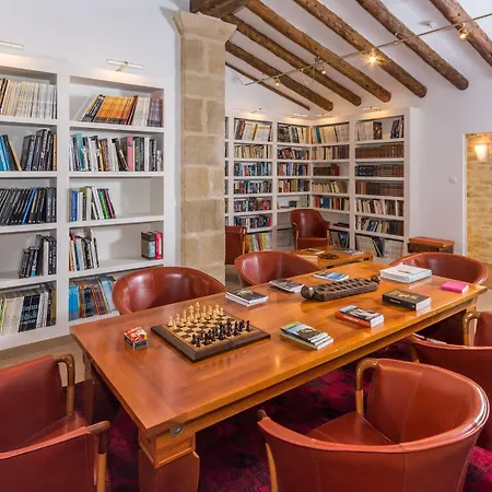 Mas De La Costa **** 4* فالديروبريس