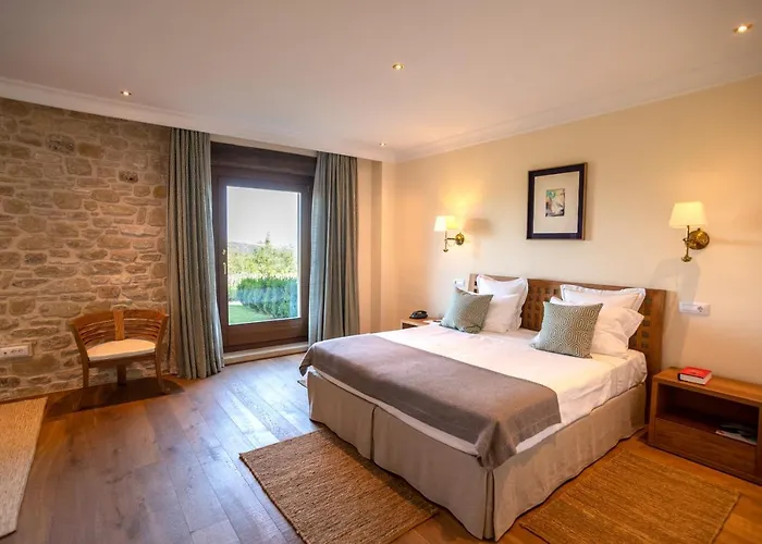 Mas De La Costa **** Valderrobres